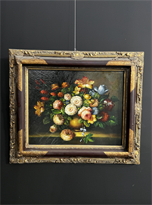 {{productViewItem.photos[photoViewList.activeNavIndex].Alt || productViewItem.photos[photoViewList.activeNavIndex].Description || 'Картина цветы поменьше'}}